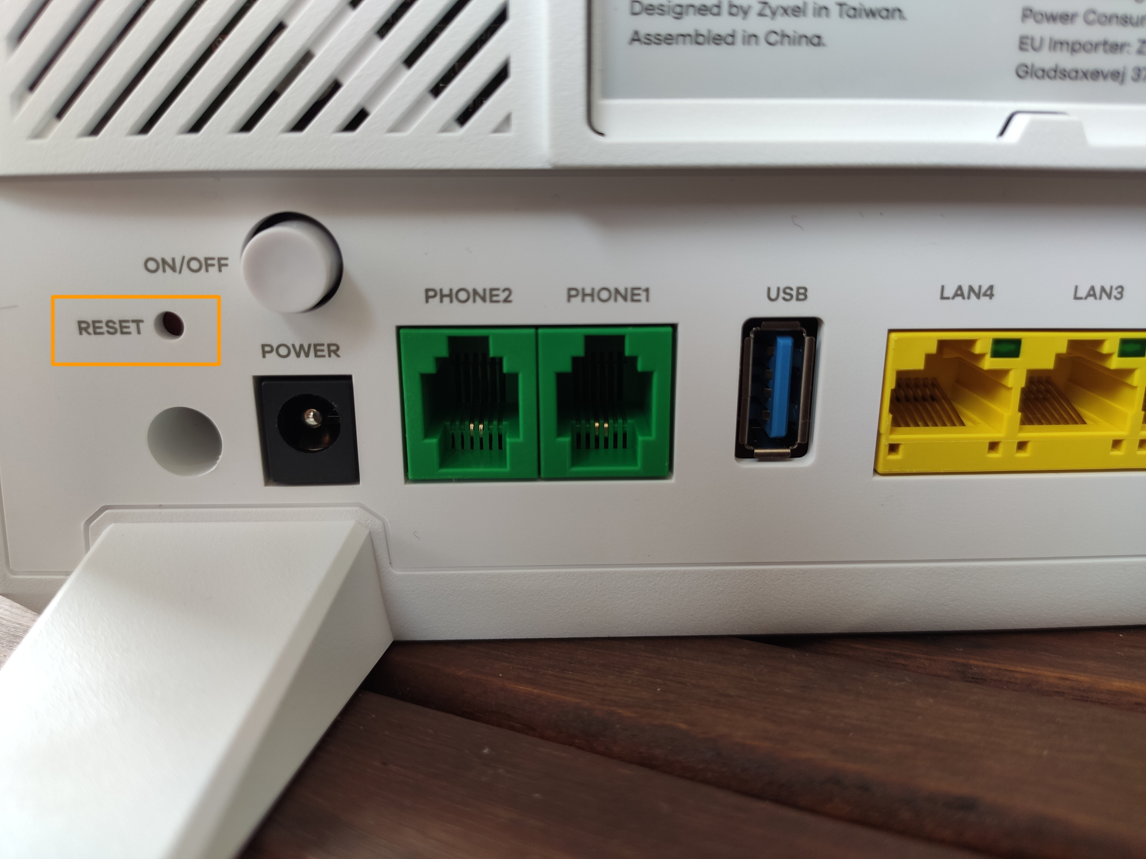 Bouton de réinitialisation